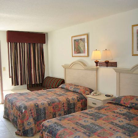 Oyo Hotel Myrtle Beach Kings Hwy Eksteriør billede
