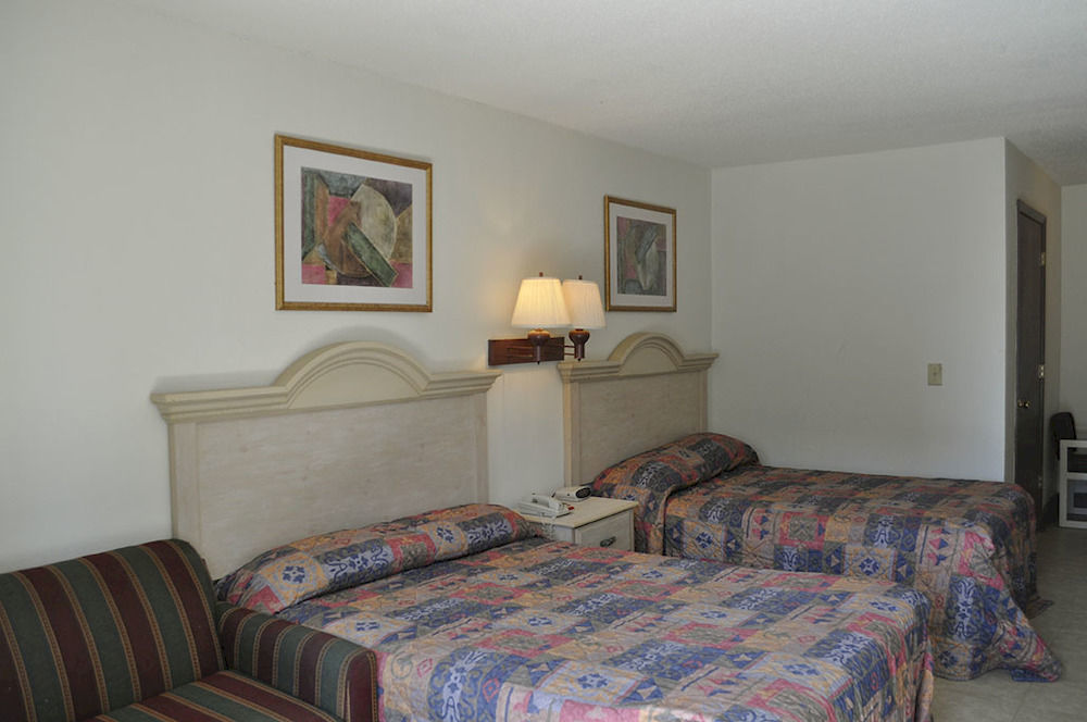 Oyo Hotel Myrtle Beach Kings Hwy Eksteriør billede