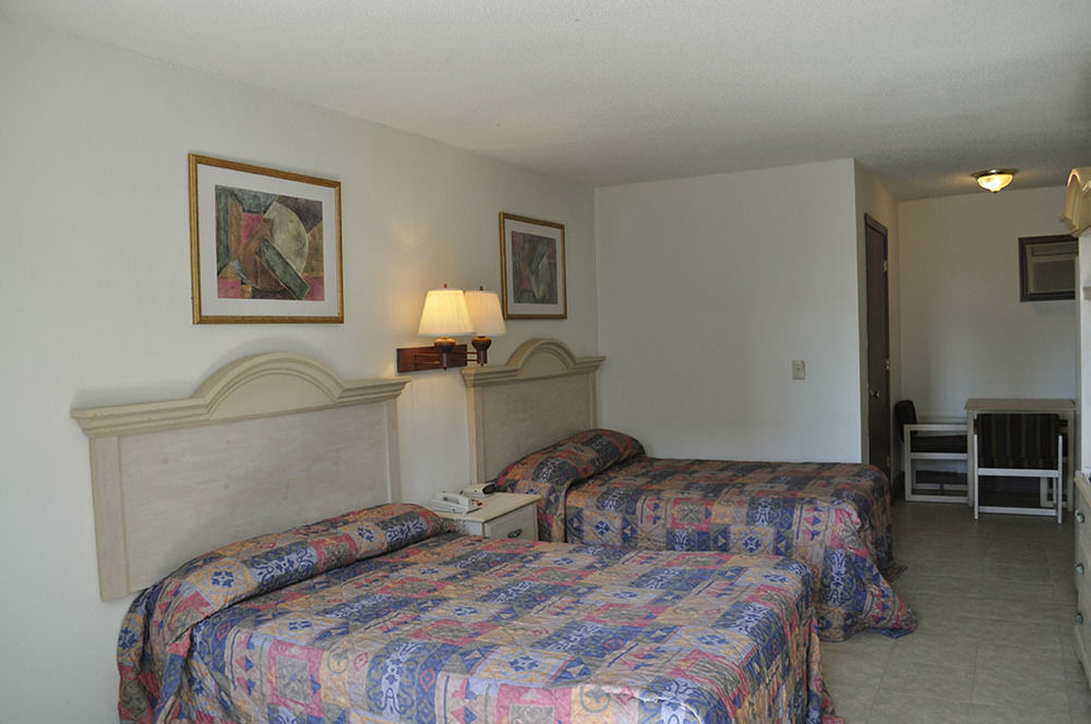 Oyo Hotel Myrtle Beach Kings Hwy Eksteriør billede