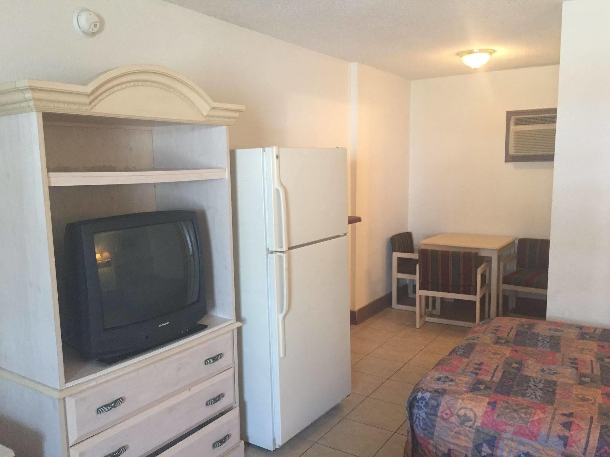 Oyo Hotel Myrtle Beach Kings Hwy Eksteriør billede