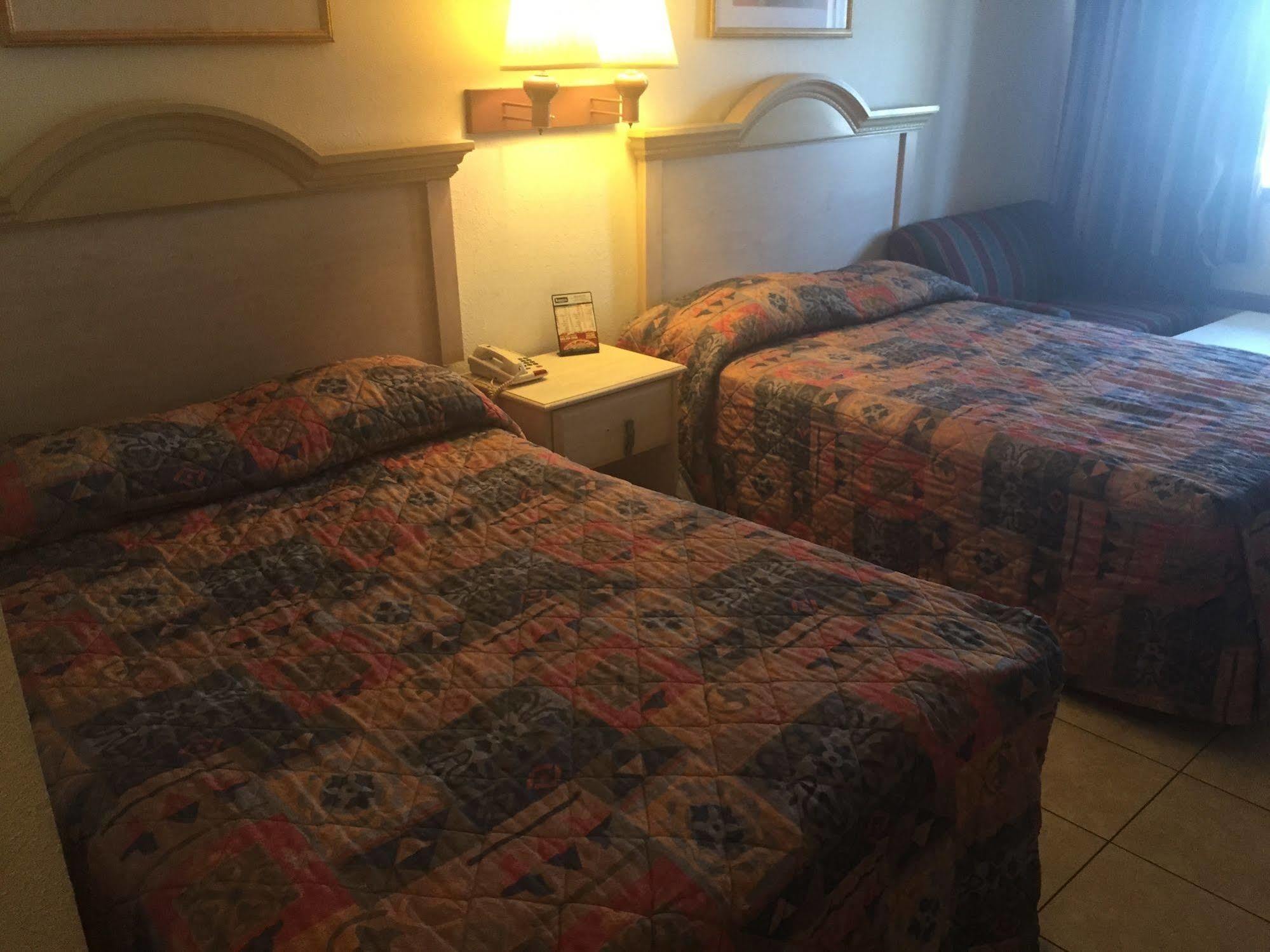 Oyo Hotel Myrtle Beach Kings Hwy Eksteriør billede